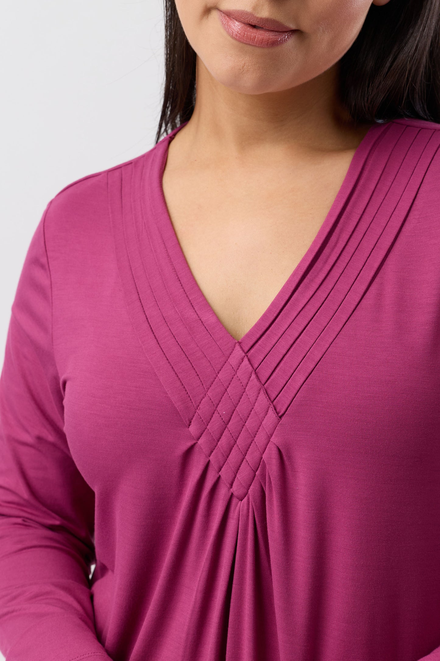 DIAMOND PLEAT NIGHTIE BORDEAUX - Y334DP