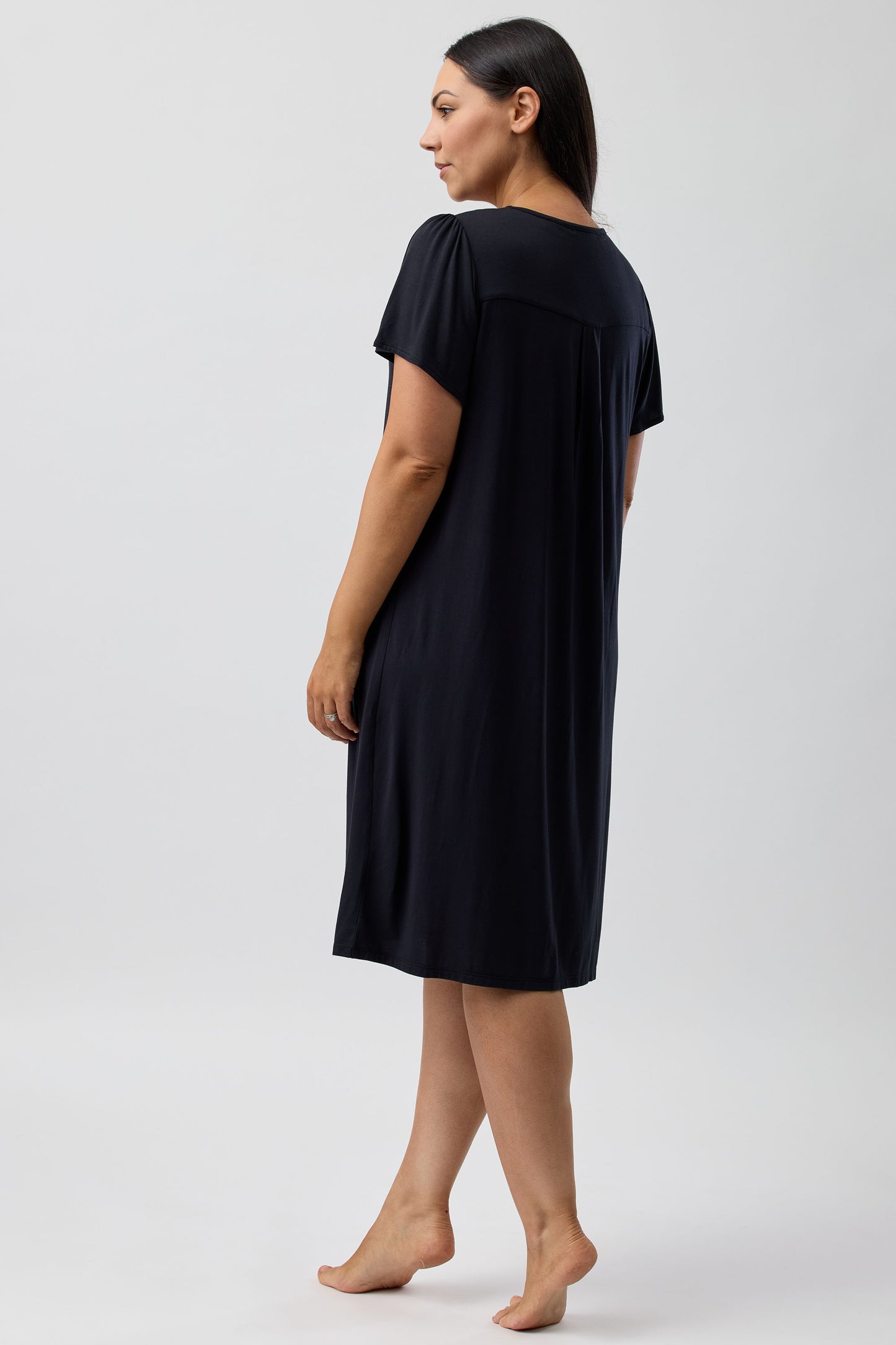 DIAMOND PLEAT NIGHTIE BLACK - Y346PL