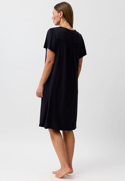 DIAMOND PLEAT NIGHTIE BLACK - Y346PL
