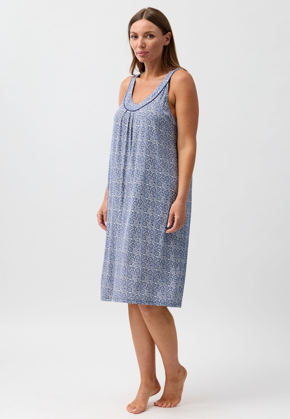 LACE S'LESS NIGHTIE NAVY - Y462L6